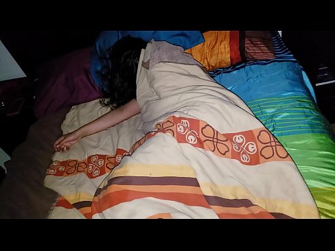❤️ Stepson berating a sua jovem madrasta enquanto ela dorme. ☑ Sexo superior em nós pt.pornjimbo.ru